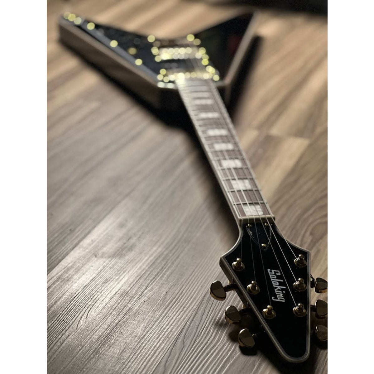 Đàn Guitar Điện Soloking FV Custom, Gold Hardware, Black Beauty JESCAR