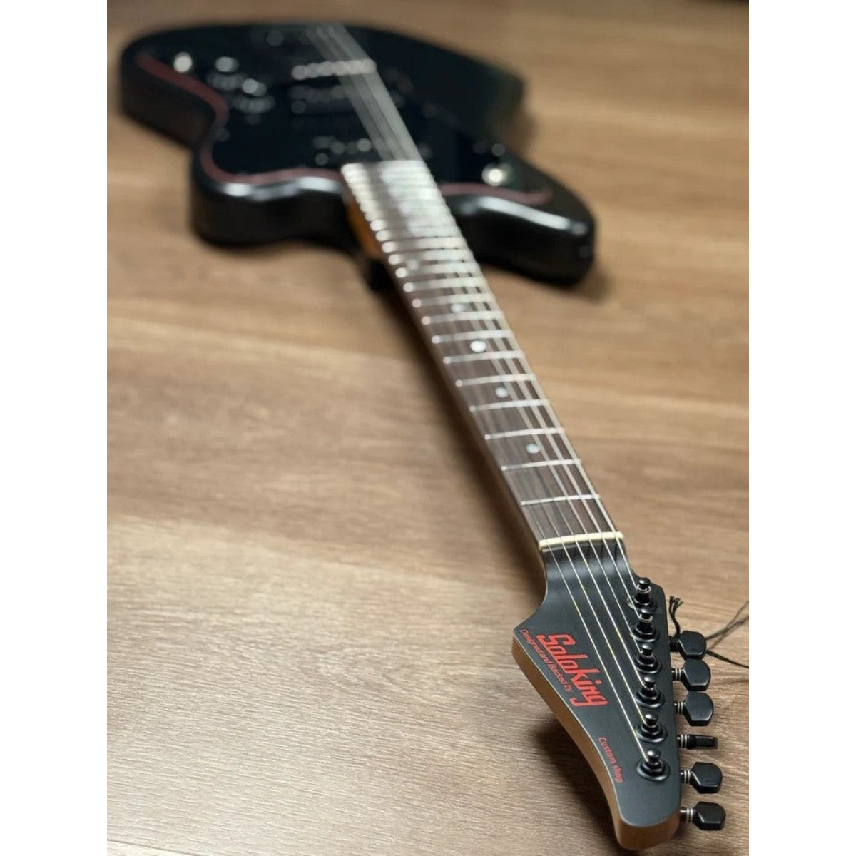 Đàn Guitar Điện Soloking JM40 Offset, Noir Black Limited Edition