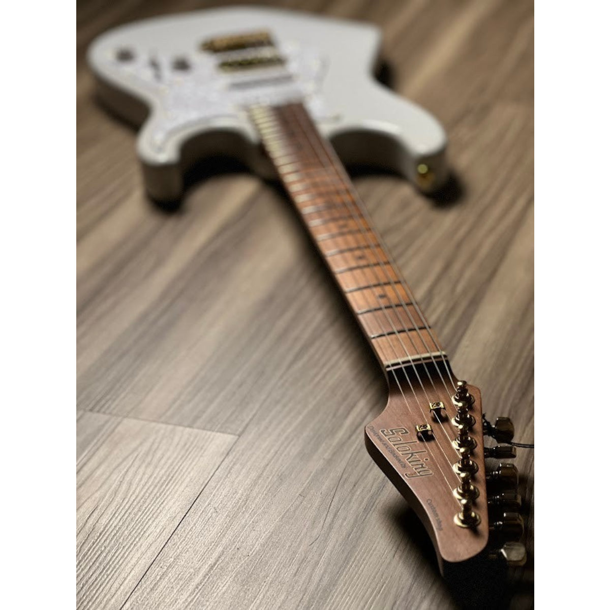 Đàn Guitar Điện Soloking MS11 Classic MKII, Gold Hardware, Roasted Maple FB, Olympic White