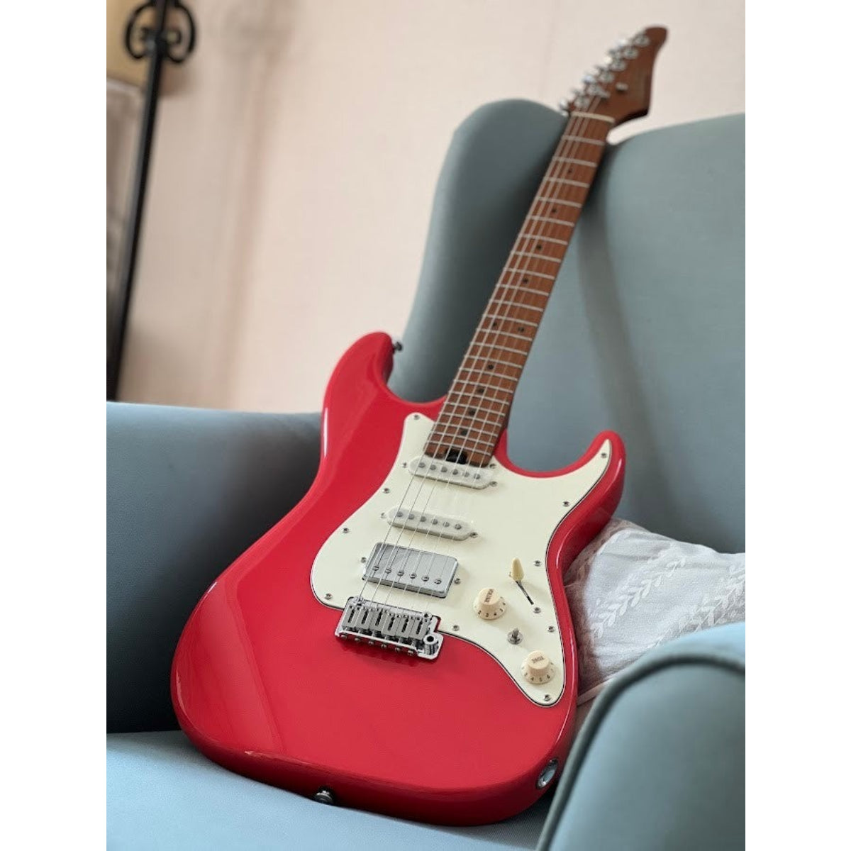 Đàn Guitar Điện Soloking MS11 Classic MKII, Roasted Maple FB, Fiesta Red