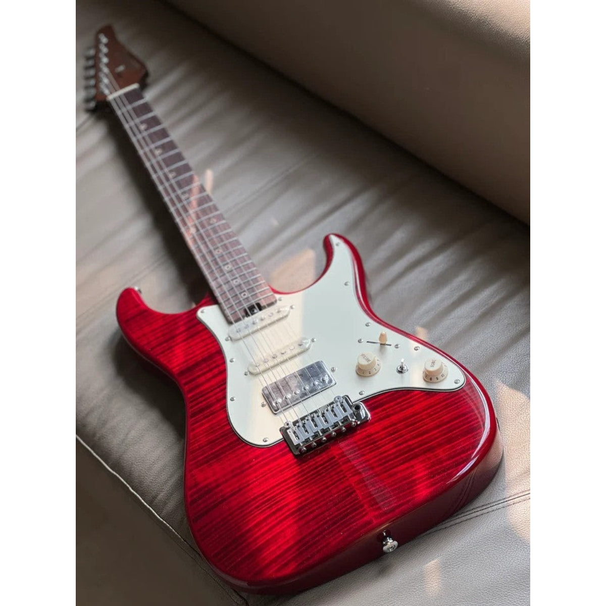 Đàn Guitar Điện Soloking MS11 Classic MKII, Rosewood FB, 5A Flame Top, Transparent Red Nafiri Special Run