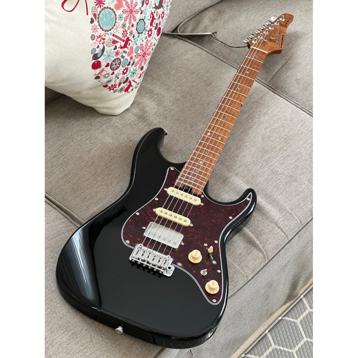 Đàn Guitar Điện Soloking MS11 Classic, Roasted Flame Maple Neck, Black Nafiri Special Run