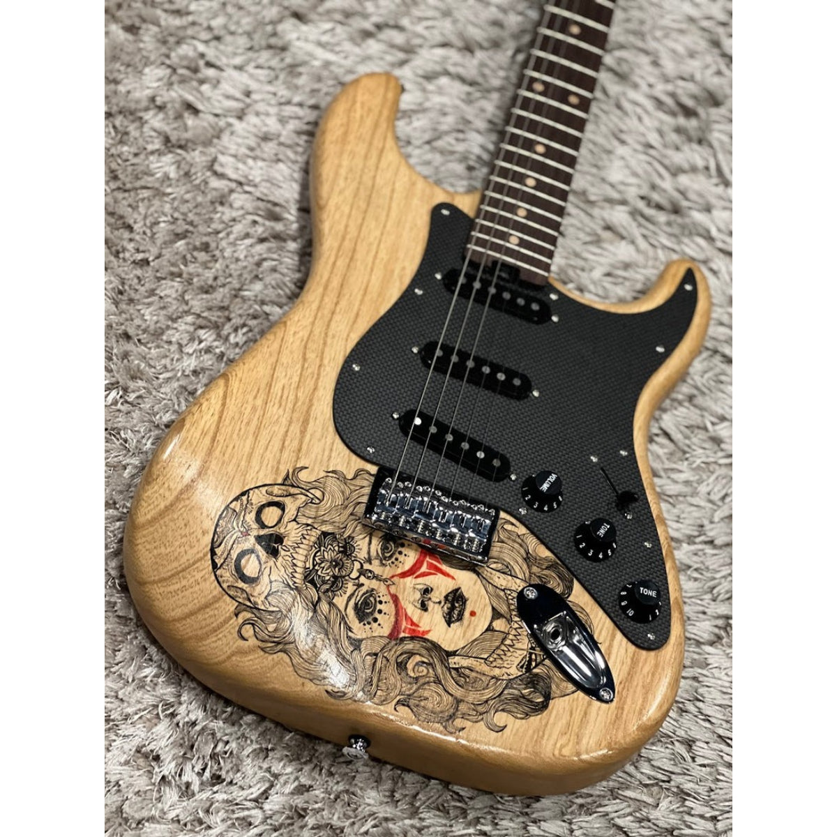 Đàn Guitar Điện Soloking MS1 Artisan Lightweight Ash Hand Painted Girly Face