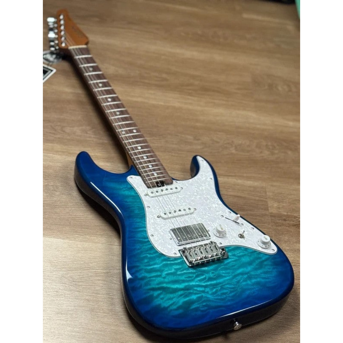 Đàn Guitar Điện Soloking MS1 Classic 22 HSS Quilt, Rosewood FB, Aquamarine Nafiri Special Run