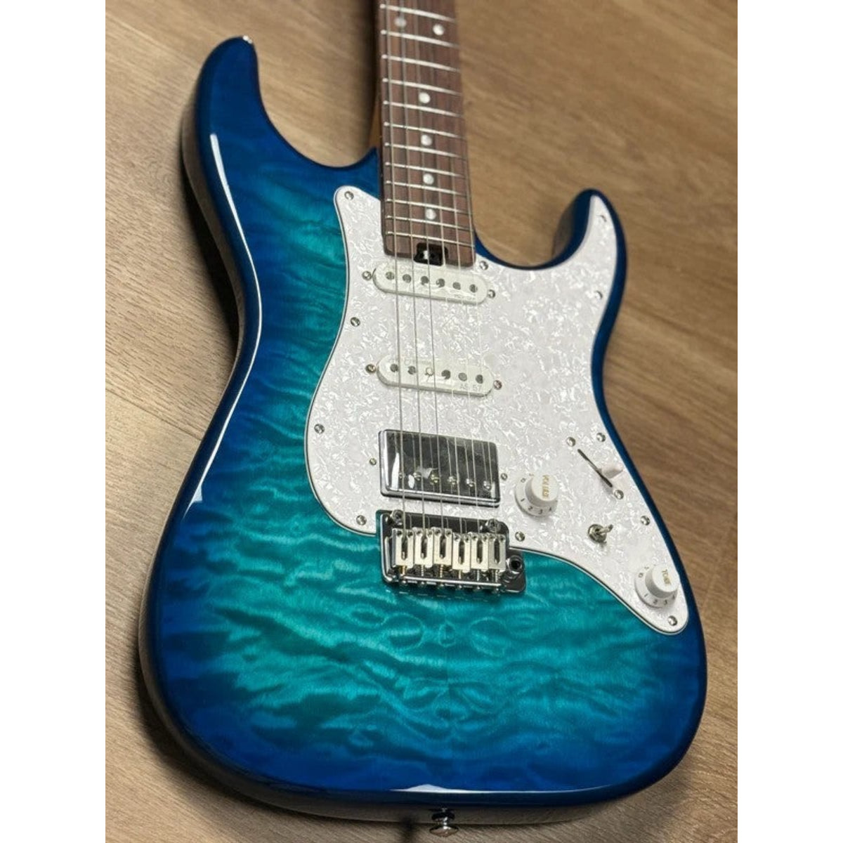 Đàn Guitar Điện Soloking MS1 Classic 22 HSS Quilt, Rosewood FB, Aquamarine Nafiri Special Run