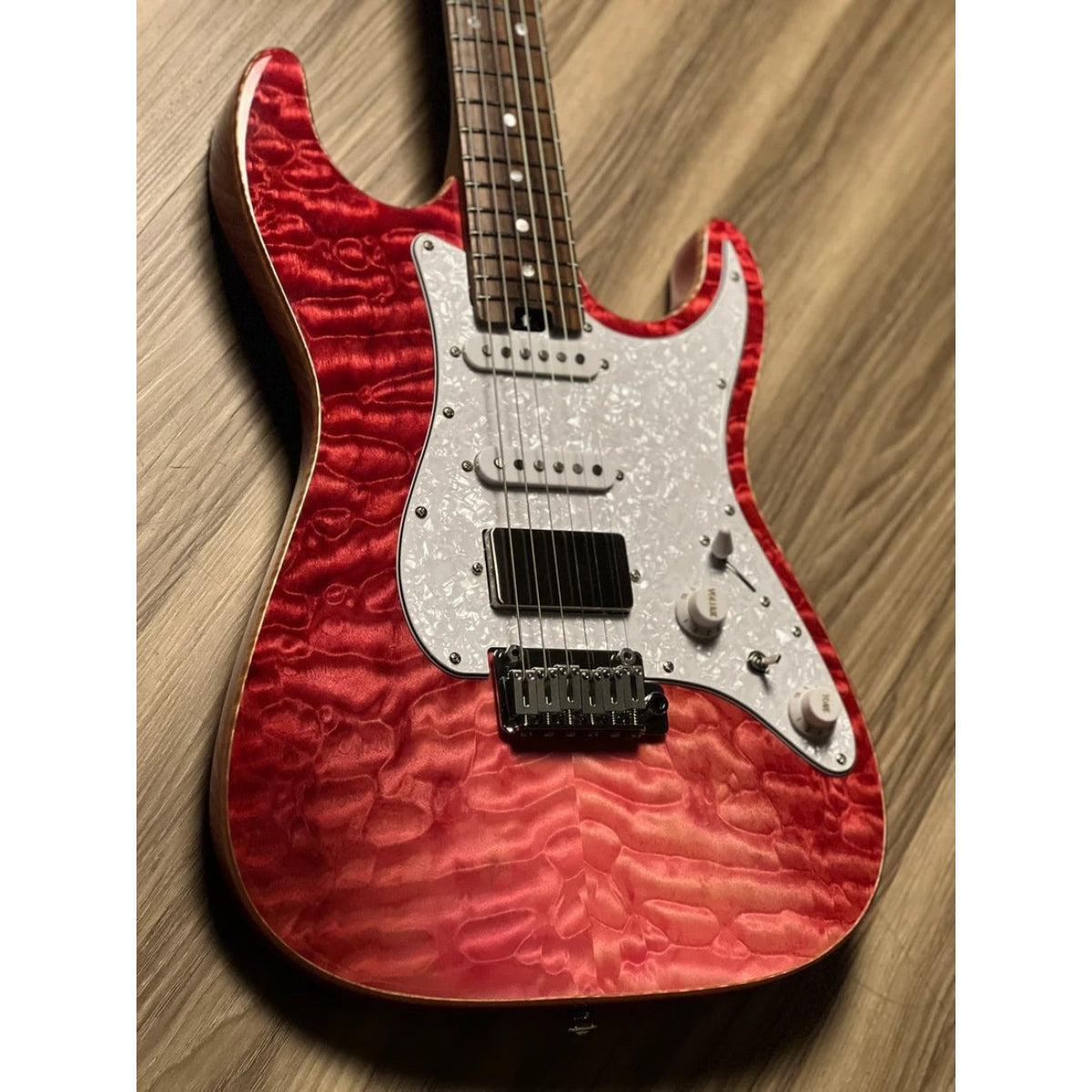 Đàn Guitar Điện Soloking MS1 Classic 22 HSS Quilt, Rosewood FB, Strawberry Wakesurf JESCAR