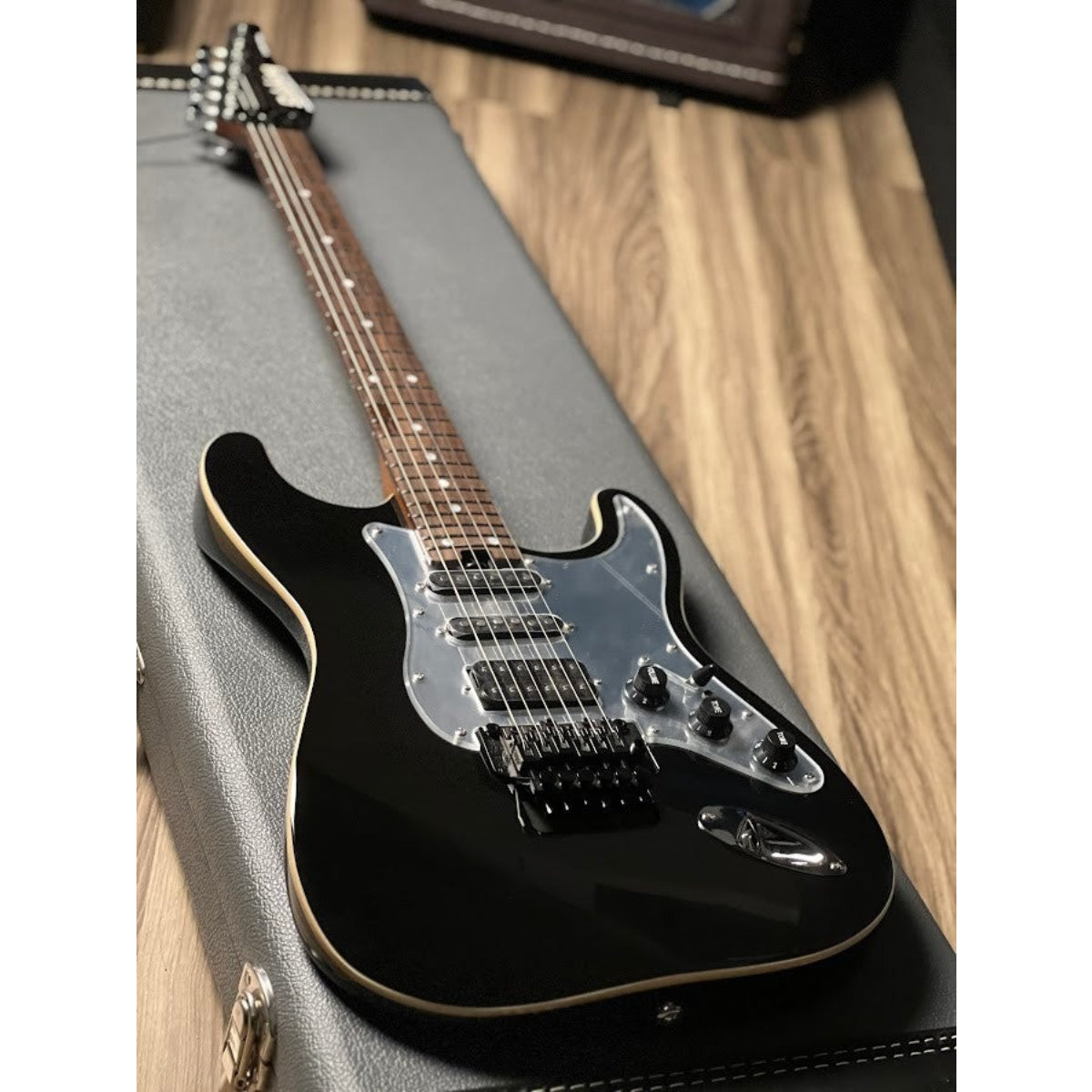 Đàn Guitar Điện Soloking MS1 Classic 24 HSS FR Flat Top, Black Mirror Nafiri Special Run Jescar