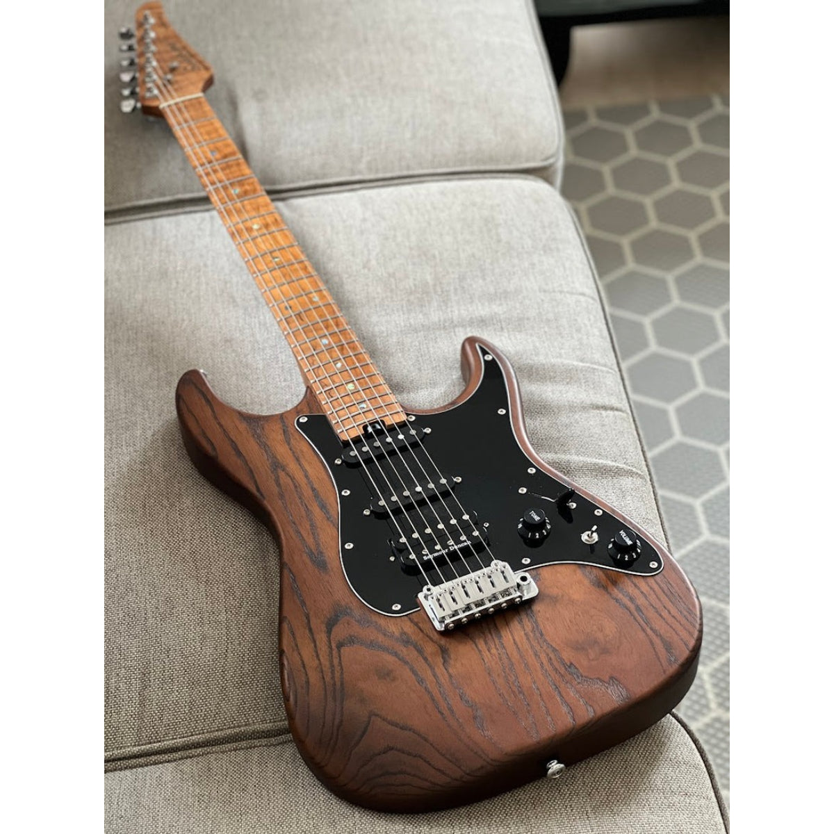 Đàn Guitar Điện Soloking MS1 Classic ASH MOD, Roasted Flame Neck, Seymour Duncan TB-4, Torched Black