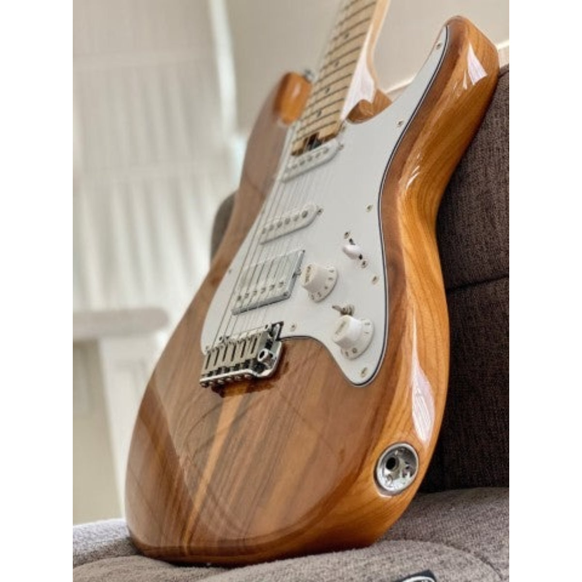 Đàn Guitar Điện Soloking MS1 Classic Boutique KOAASH, Maple FB (Nafiri Music Special Run)