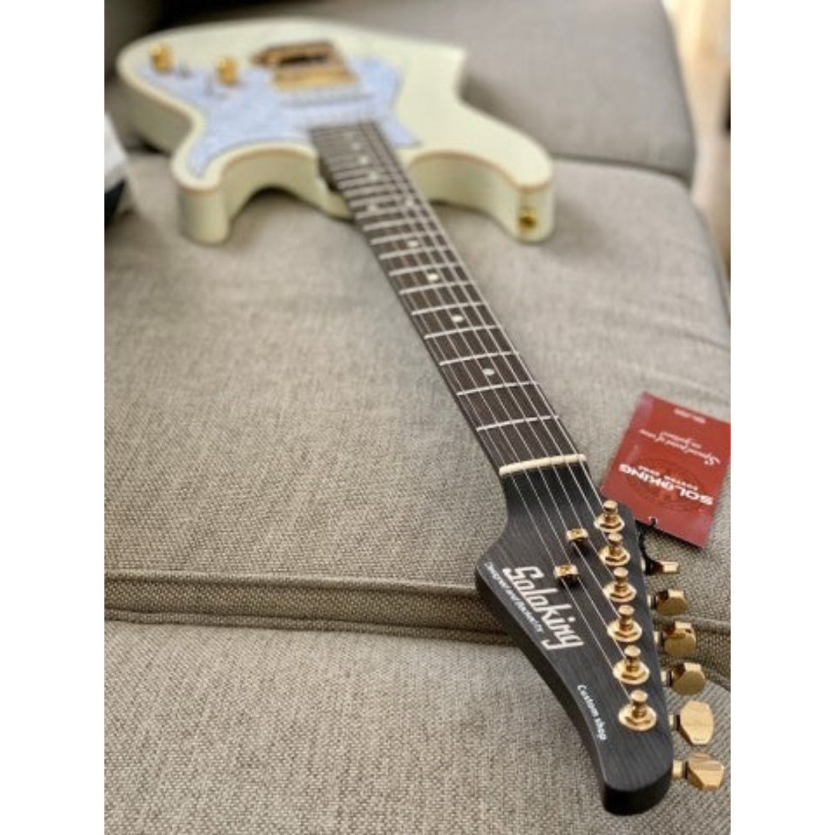 Đàn Guitar Điện Soloking MS1 Classic Flat Top, One Piece Rosewood, Vintage White Neck Nafiri Special Run
