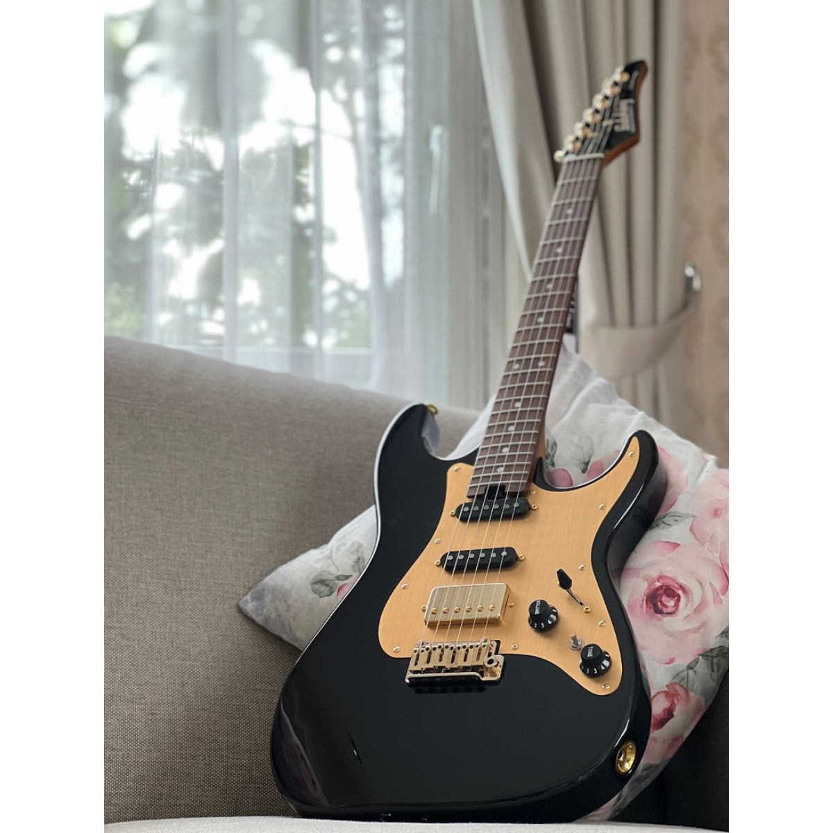 Đàn Guitar Điện Soloking MS1 Classic MKII, Rosewood FB,  Black Beauty Anodized Gold Pickguard Nafiri Special Run