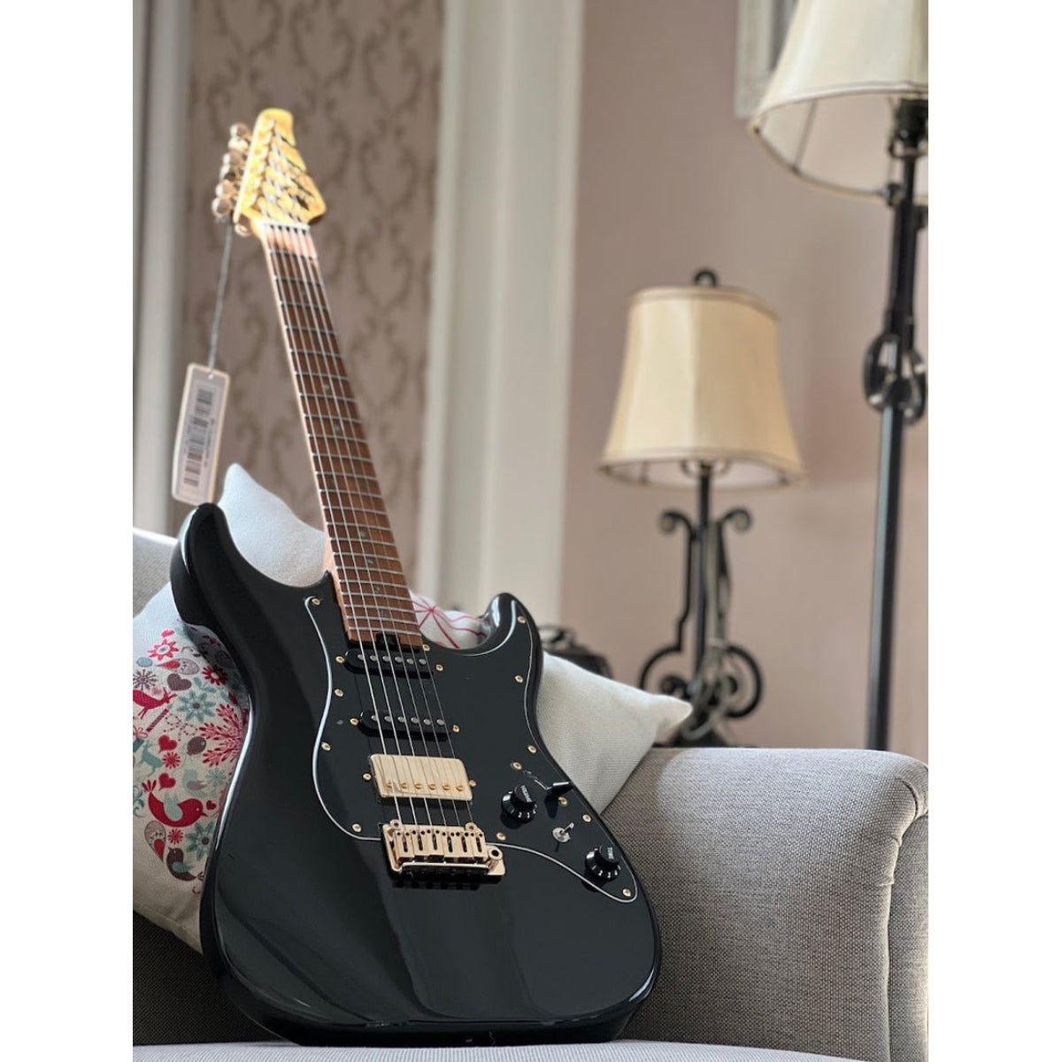 Đàn Guitar Điện Soloking MS1 Classic, Roasted Flame Maple Neck, Black Beauty Nafiri Special Run