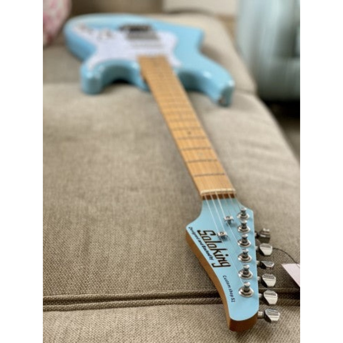 Đàn Guitar Điện Soloking MS1 Classic, Roasted Maple FB, Daphne Blue