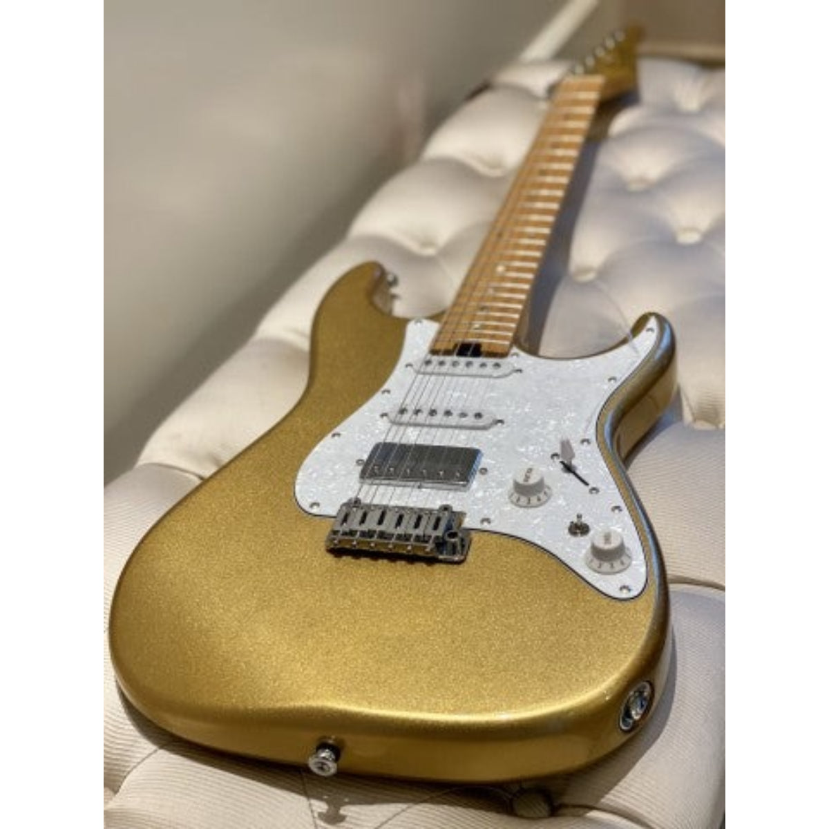 Đàn Guitar Điện Soloking MS1 Classic, Roasted Maple FB, Shoreline Gold