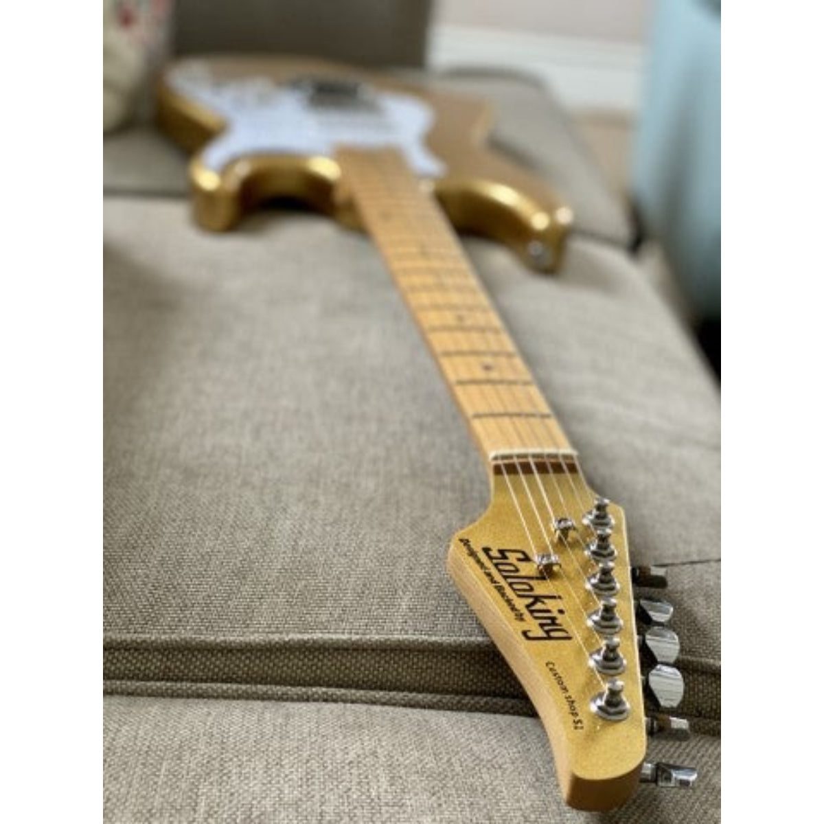 Đàn Guitar Điện Soloking MS1 Classic, Roasted Maple FB, Shoreline Gold