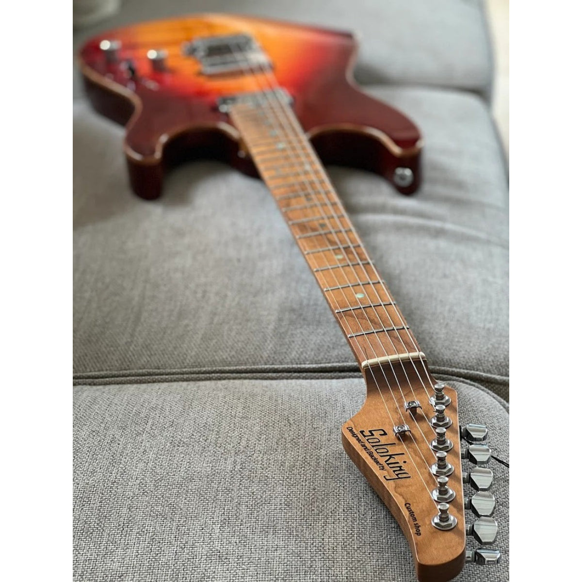 Đàn Guitar Điện Soloking MS1 Custom 22 HH Flat Top, One Piece Roasted Flame Maple Neck, Fire Wakesurf
