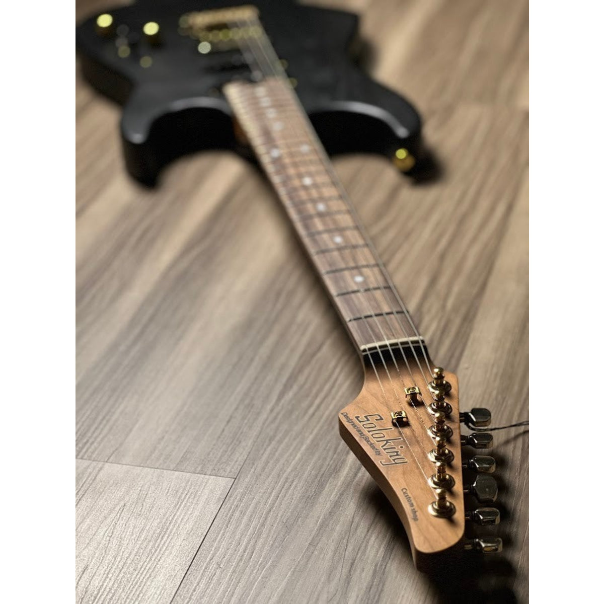 Đàn Guitar Điện Soloking MS1 Custom 22 HSS ASH, Gold Hardware, Open Pore Matte Black Nafiri Special Run