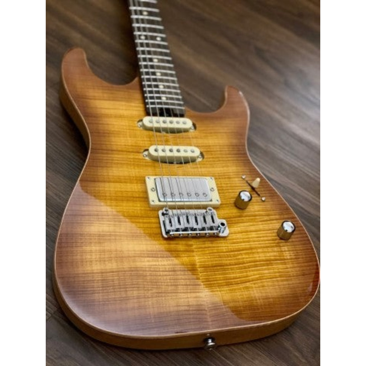 Đàn Guitar Điện Soloking MS1 Custom 22 HSS FM Flat Top, Honeyburst Nafiri Music Special Run