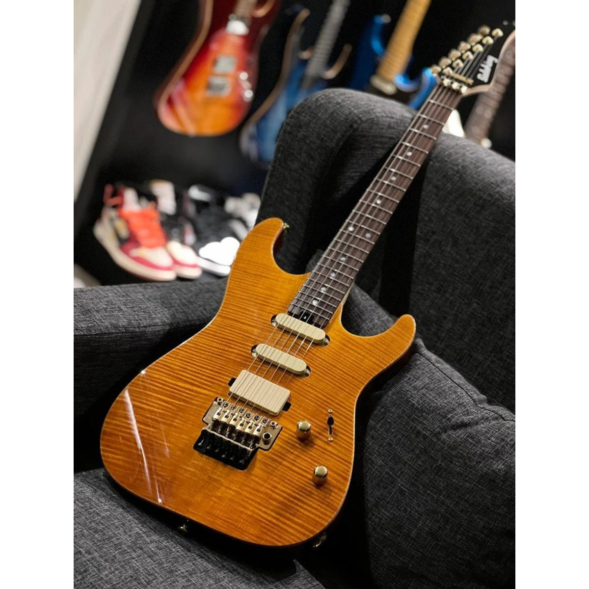 Đàn Guitar Điện Soloking MS1 Custom 22 HSS FR Elite, Amber Nafiri Special Run