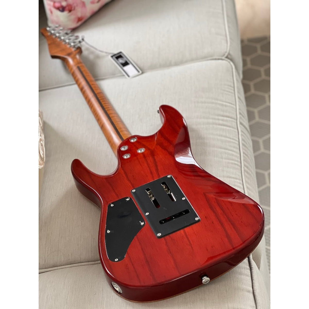 Đàn Guitar Điện Soloking MS1 Custom 22 HSS Flat Top Elite, One Piece Roasted Flame Neck, Purple Surf