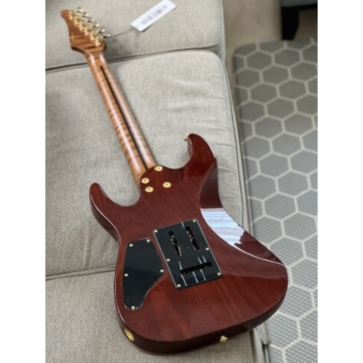 Đàn Guitar Điện Soloking MS1 Custom 22 HSS Flat Top, One Piece Roasted Flame Neck, Bengal Burst