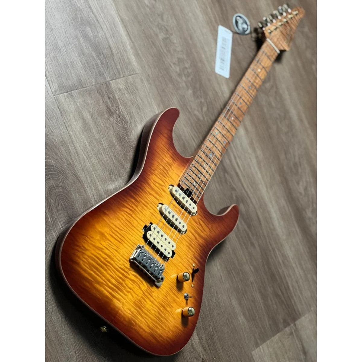 Đàn Guitar Điện Soloking MS1 Custom 22 HSS Flat Top, One Piece Roasted Flame Neck, Entwistle PU, Bengal Burst Nafiri Special Run