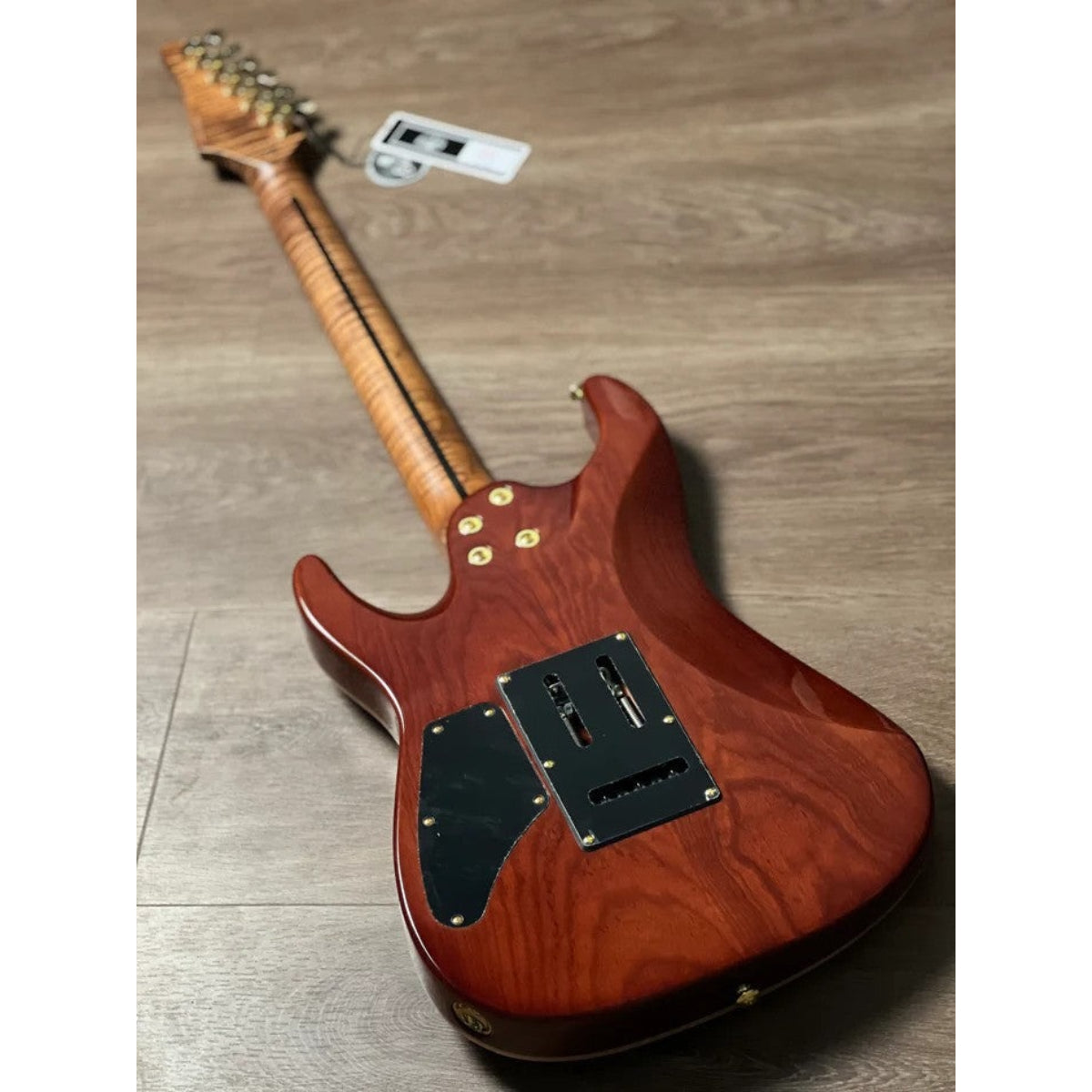 Đàn Guitar Điện Soloking MS1 Custom 22 HSS Flat Top, One Piece Roasted Flame Neck, Entwistle PU, Bengal Burst Nafiri Special Run