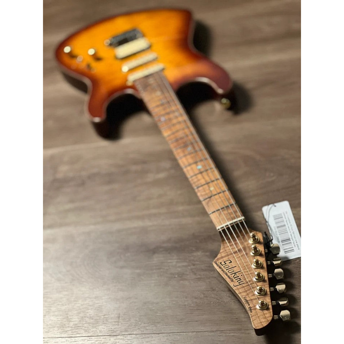 Đàn Guitar Điện Soloking MS1 Custom 22 HSS Flat Top, One Piece Roasted Flame Neck, Entwistle PU, Bengal Burst Nafiri Special Run