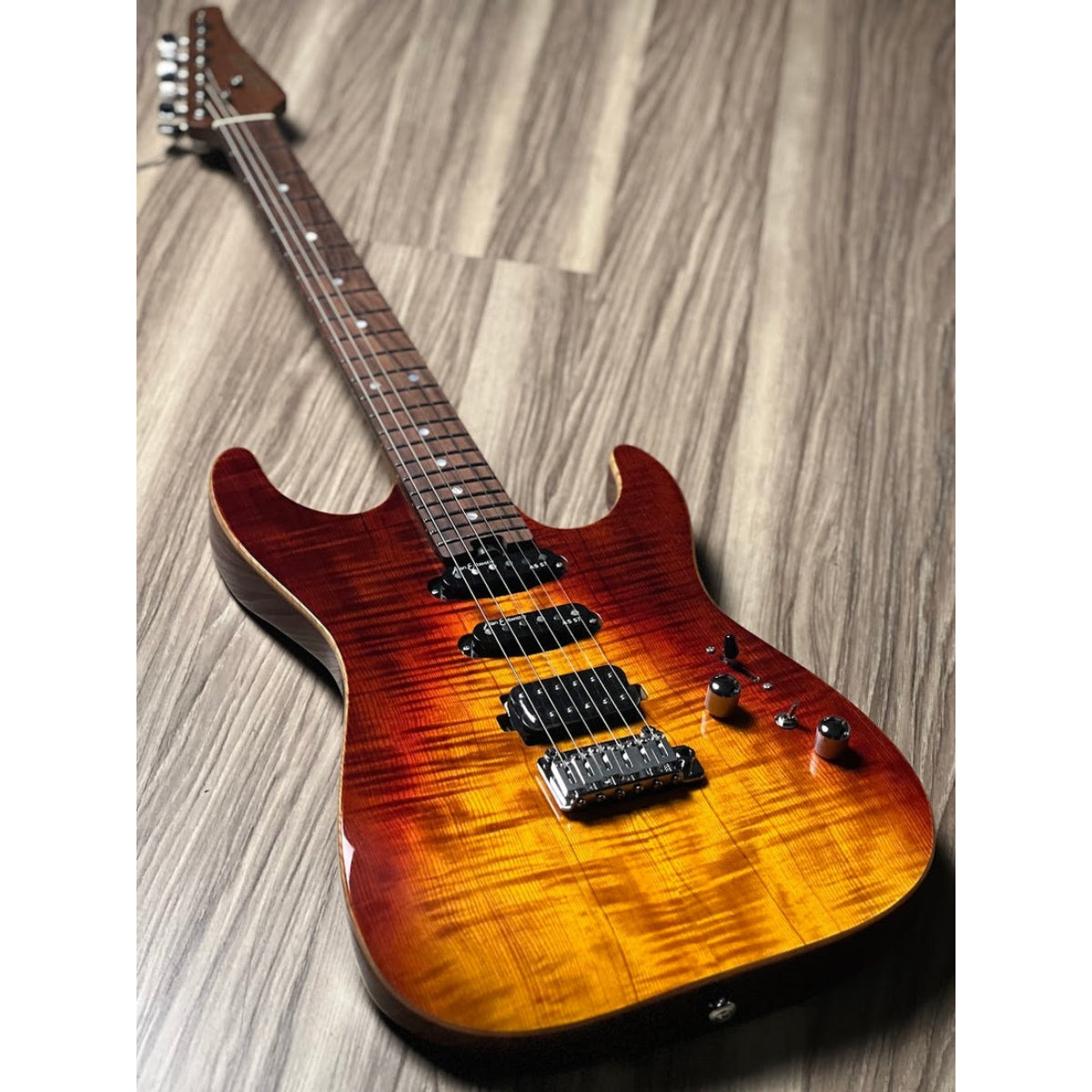 Đàn Guitar Điện Soloking MS1 Custom 22 HSS Flat Top, Rosewood FB Jescar, Fire Wakesurf