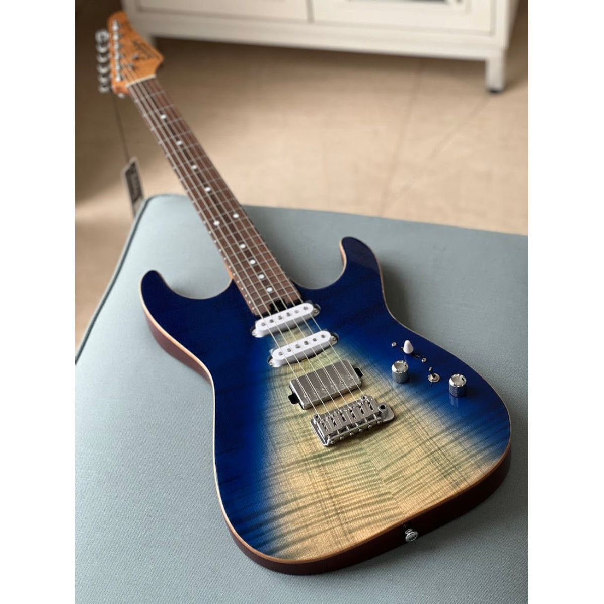 Đàn Guitar Điện Soloking MS1 Custom 22 HSS Flat Top, Rosewood FB, Blue Wakesurf