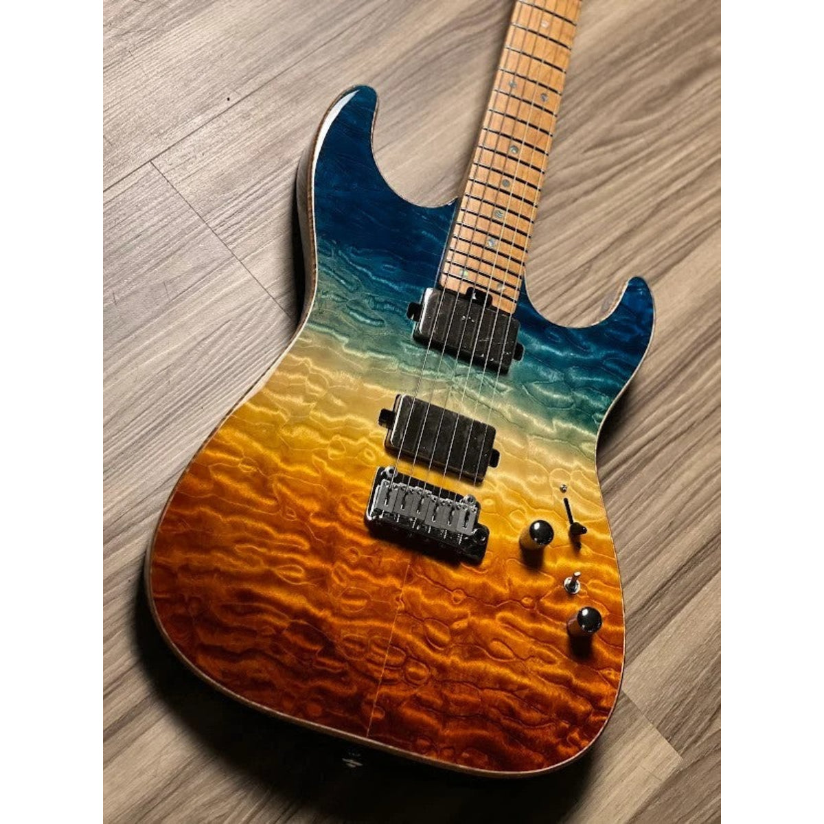 Đàn Guitar Điện Soloking MS1 Custom 24 HH Quilt FMN, Roasted Flame Maple Neck, Beach Sunset Surf Fade JESCAR