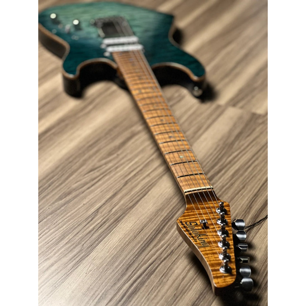 Đàn Guitar Điện Soloking MS1 Custom 24 HSS Quilt FMN, Turquoise Wakesurf JESCAR