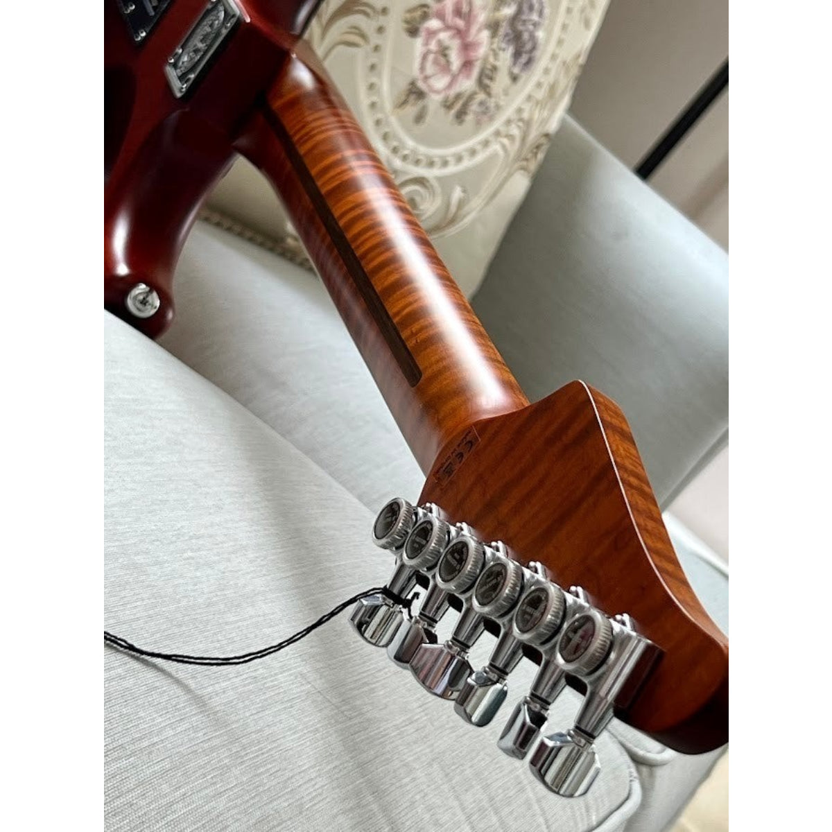 Đàn Guitar Điện Soloking MS1 FM Artisan Elite, Roasted Flame Neck, Caramel