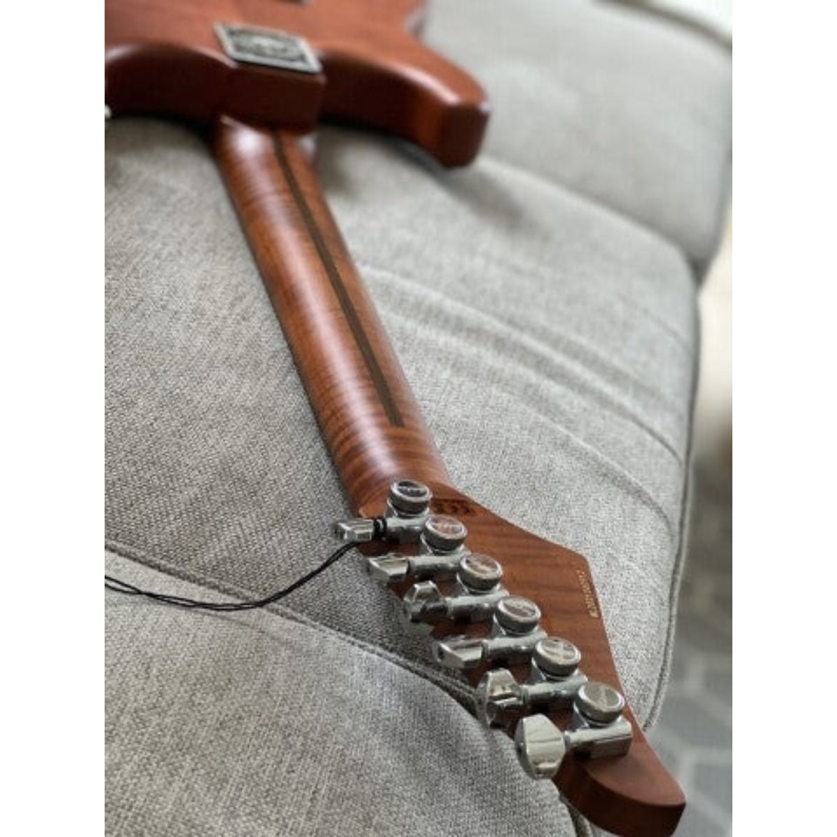 Đàn Guitar Điện Soloking MS1 FM Artisan SSS, Roasted Flame Neck, Caramel