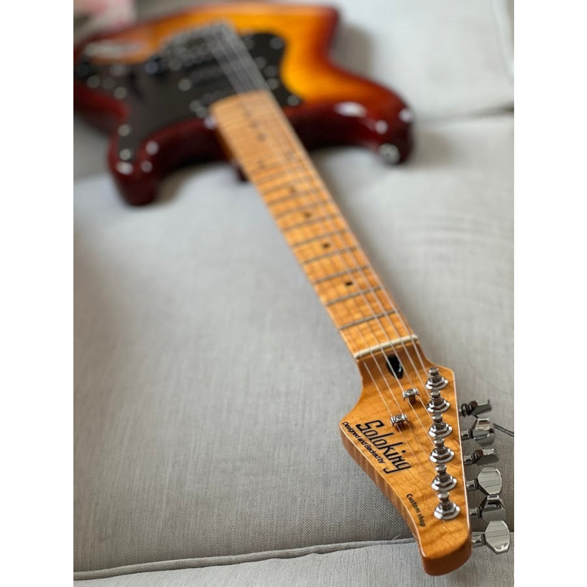 Đàn Guitar Điện Soloking MS1 FM Artisan, Flame Maple Neck, Honeyburst Nafiri Special Run Jescar
