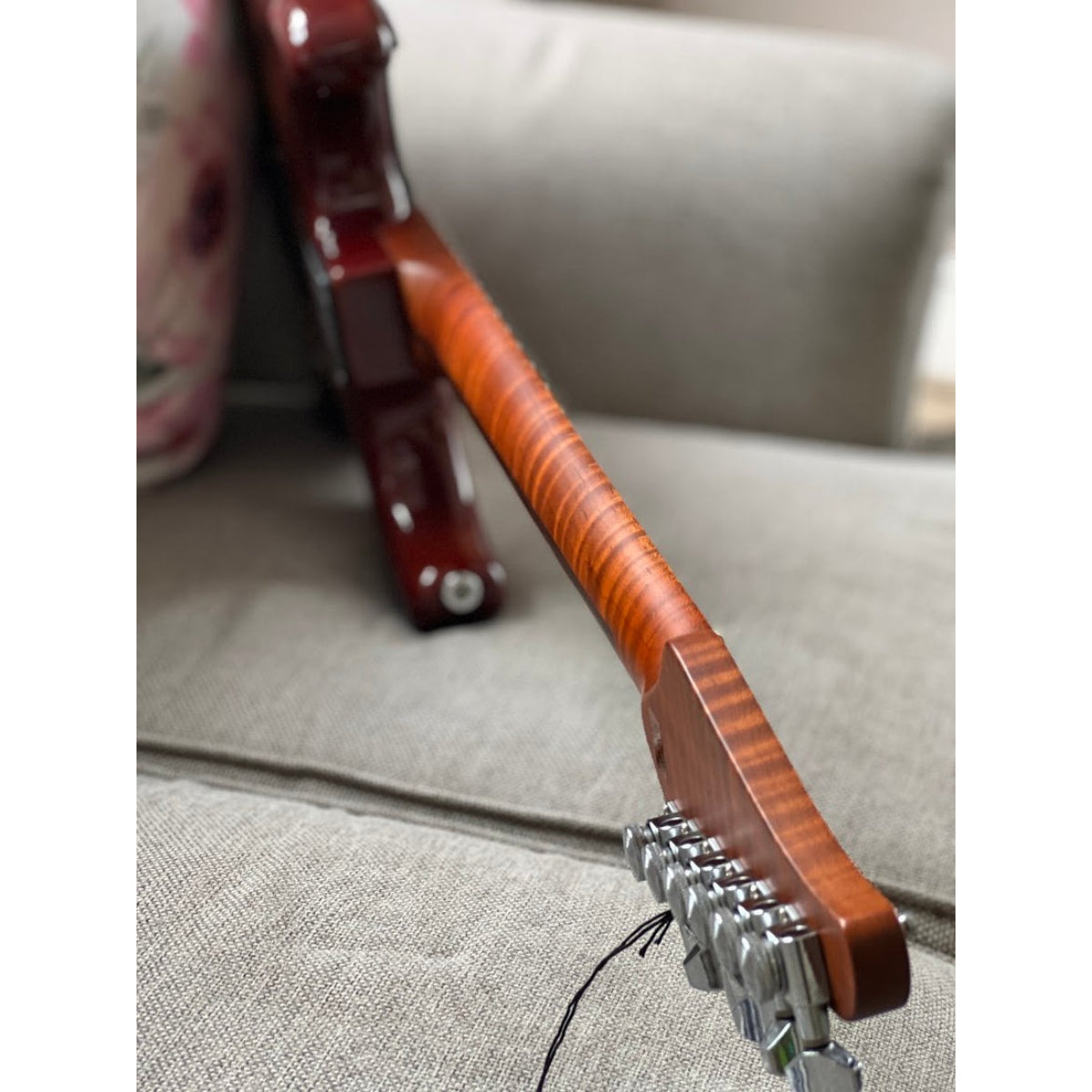 Đàn Guitar Điện Soloking MS1 FM Artisan, Roasted Flame Neck, Honeyburst Gloss Nafiri Special Run (Copy)