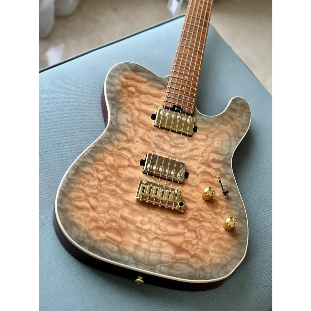 Đàn Guitar Điện Soloking MT1 Custom 22 FMN Elite, Roasted Flame Maple Neck, Feather Burst