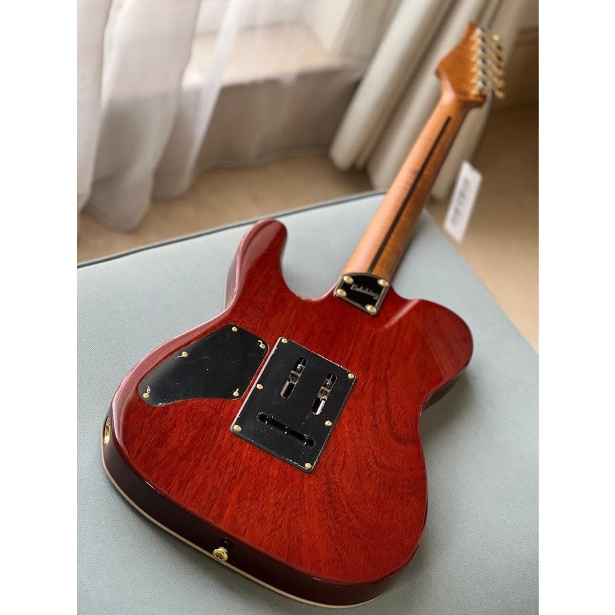Đàn Guitar Điện Soloking MT1 Custom 22 FMN Elite, Roasted Flame Maple Neck, Feather Burst