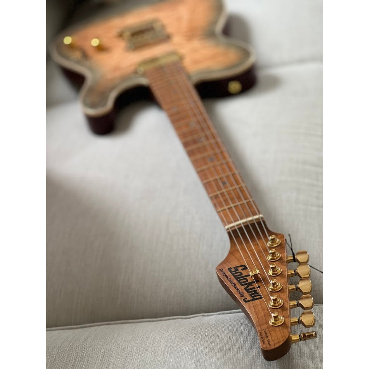 Đàn Guitar Điện Soloking MT1 Custom 22 FMN Elite, Roasted Flame Maple Neck, Feather Burst