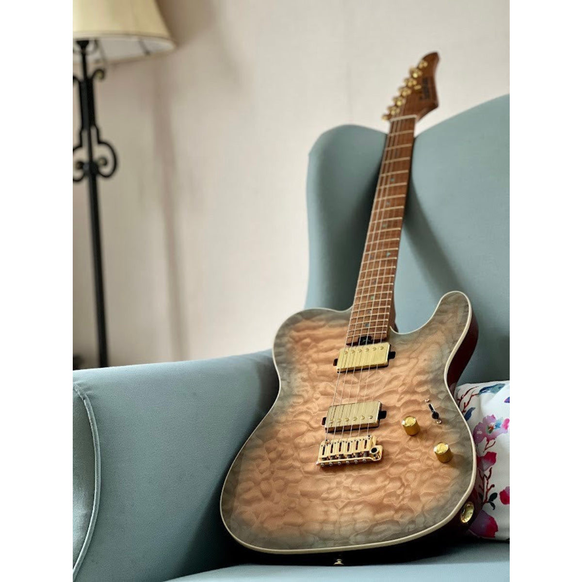 Đàn Guitar Điện Soloking MT1 Custom 22 FMN Elite, Roasted Flame Maple Neck, Feather Burst