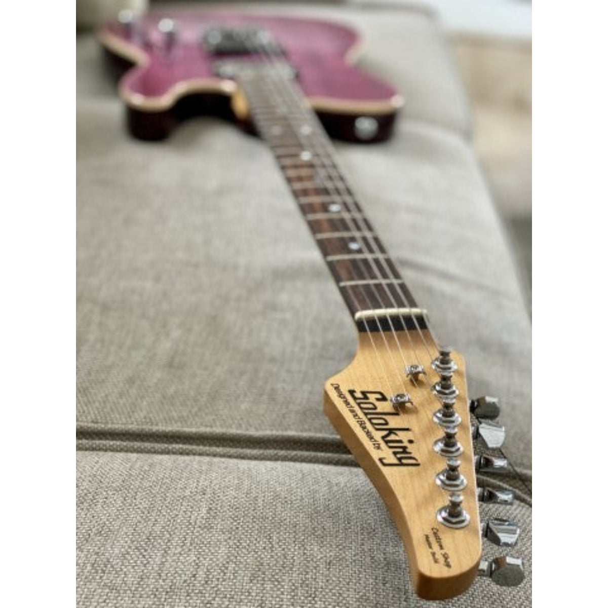 Đàn Guitar Điện Soloking MT1 Custom 24 Flame, Roasted Neck, Rosewood FB, Seethru Purple Magenta