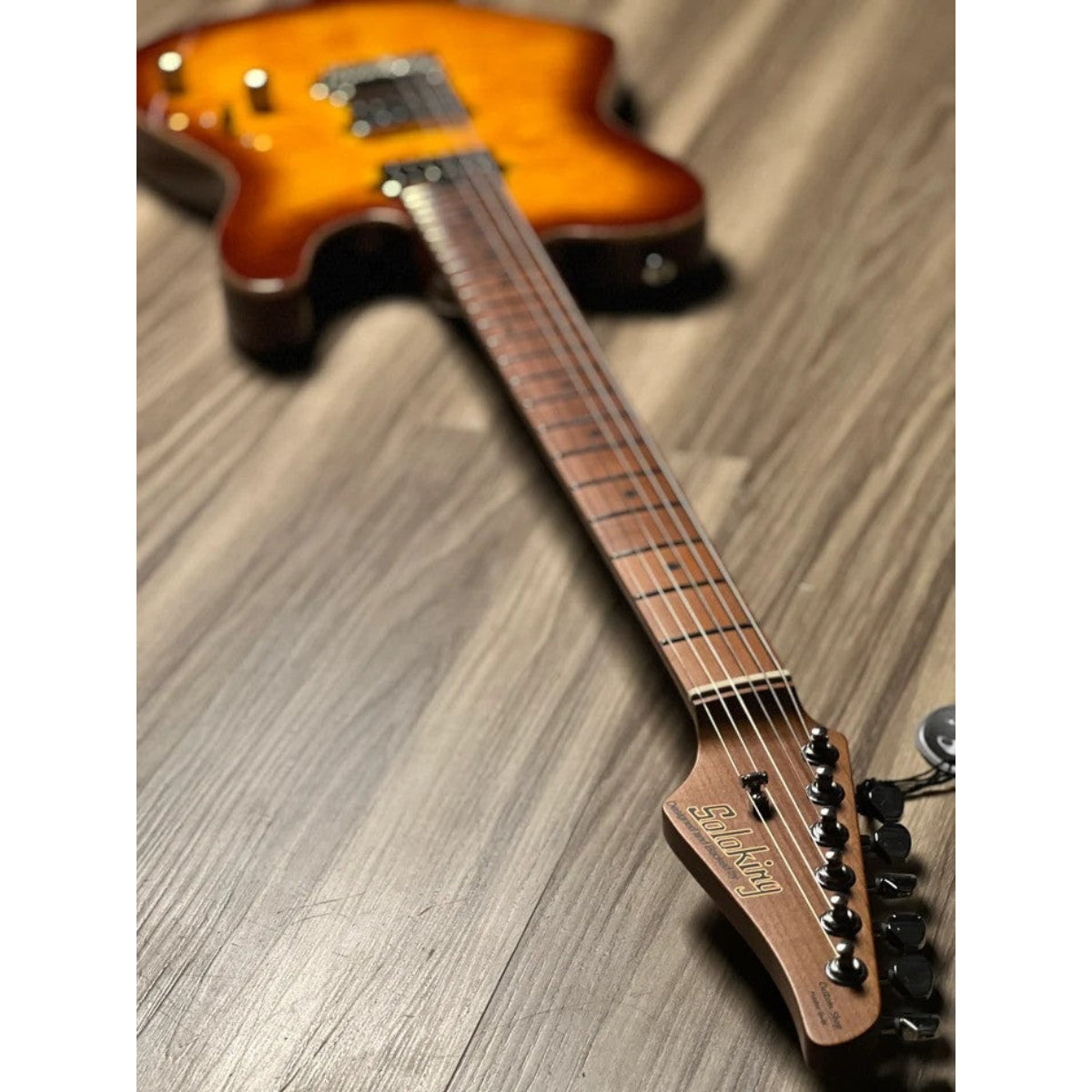 Đàn Guitar Điện Soloking MT1 Custom 24 HH MKII, Bengal Burst