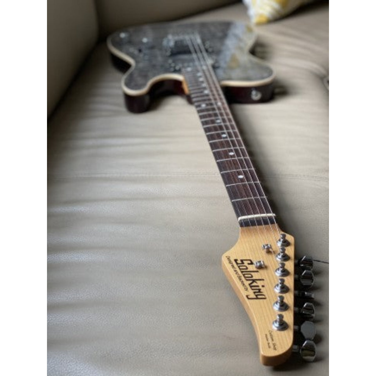 Đàn Guitar Điện Soloking MT1 Custom 24 Quilt, Roasted Neck, Rosewood FB, Seethru Black