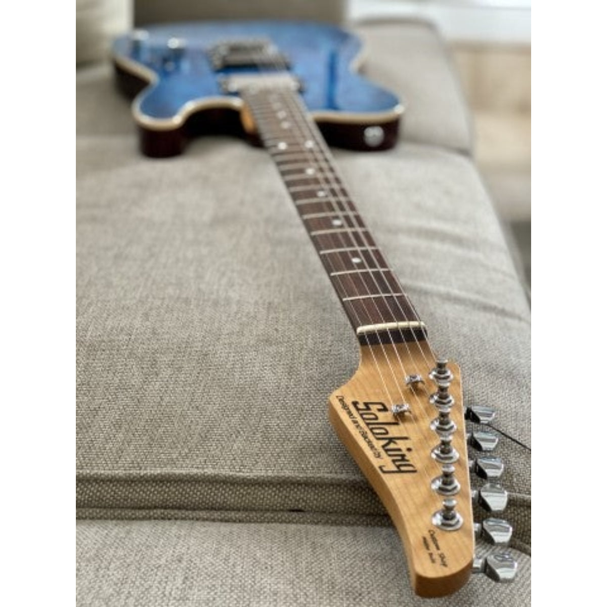 Đàn Guitar Điện Soloking MT1 Custom 24 Quilt, Roasted Neck, Rosewood FB, Seethru Blue