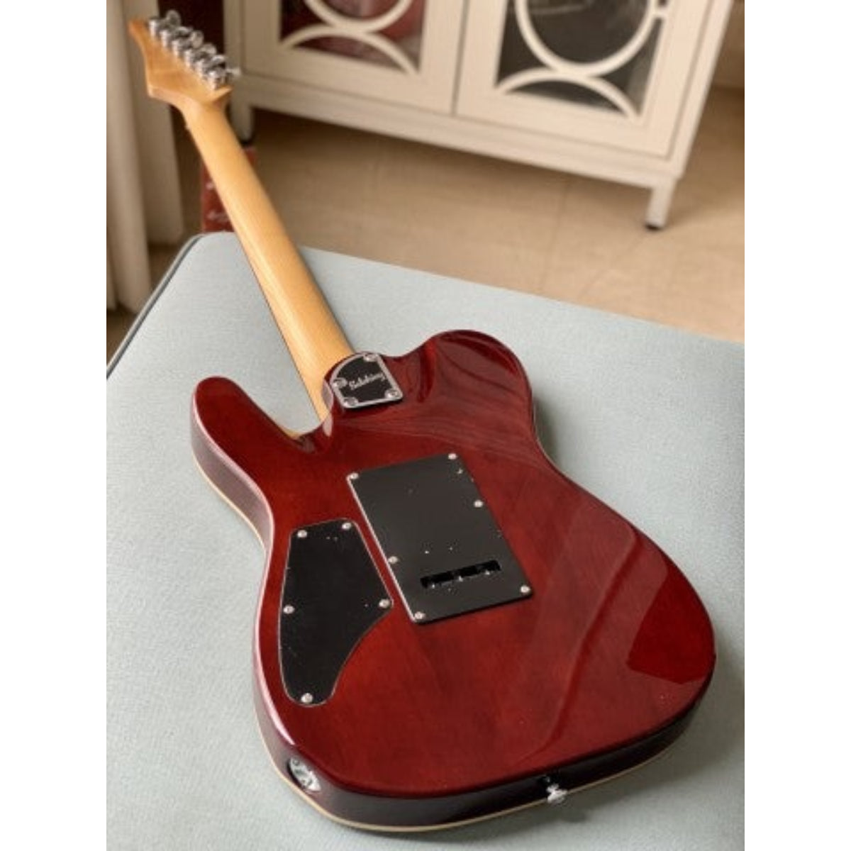 Đàn Guitar Điện Soloking MT1 Custom 24 Quilt, Roasted Neck, Rosewood FB, Seethru Magenta