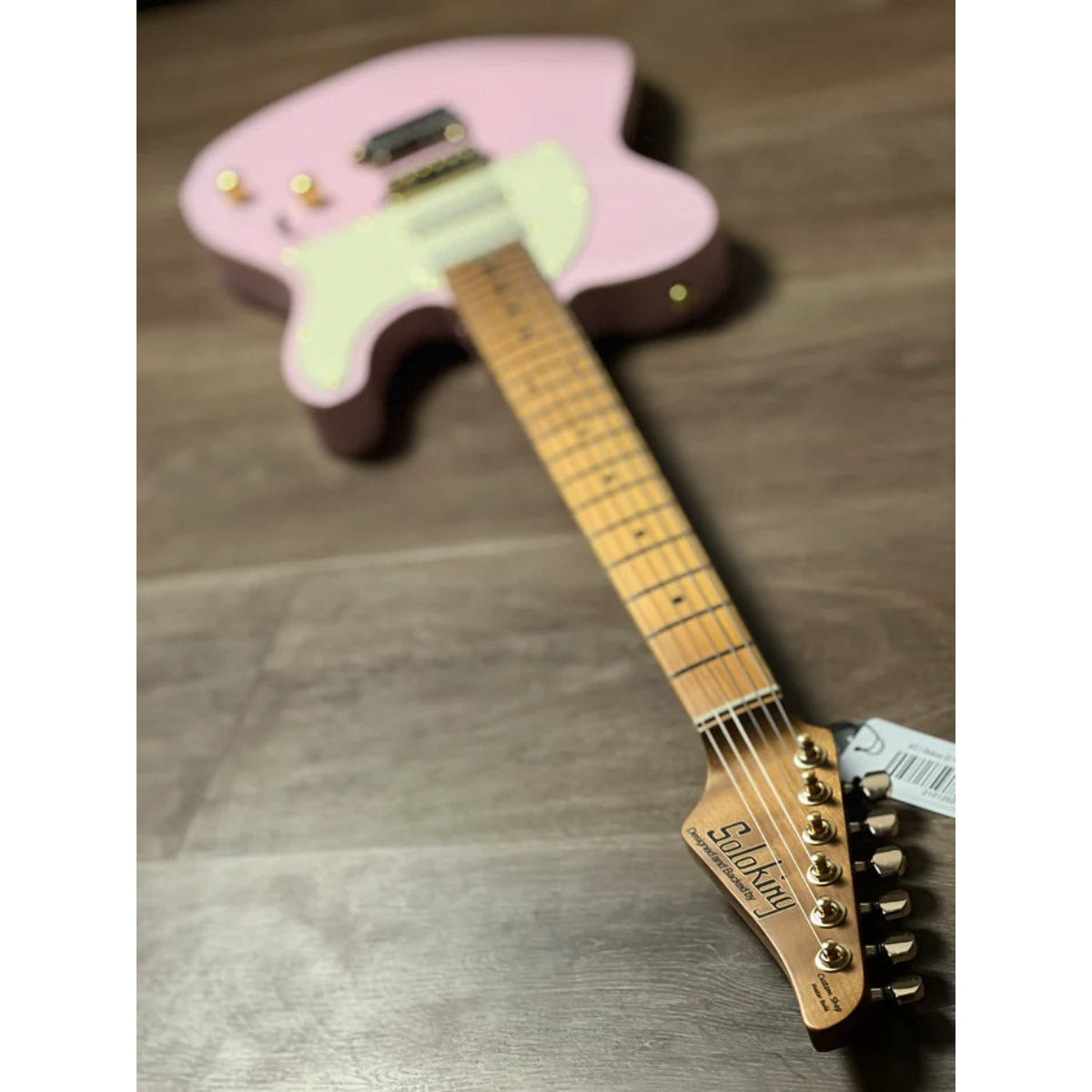 Đàn Guitar Điện Soloking MT1 Deluxe 22 HSS, Gold Hardware, Shell Pink Nafiri Special Run JESCAR