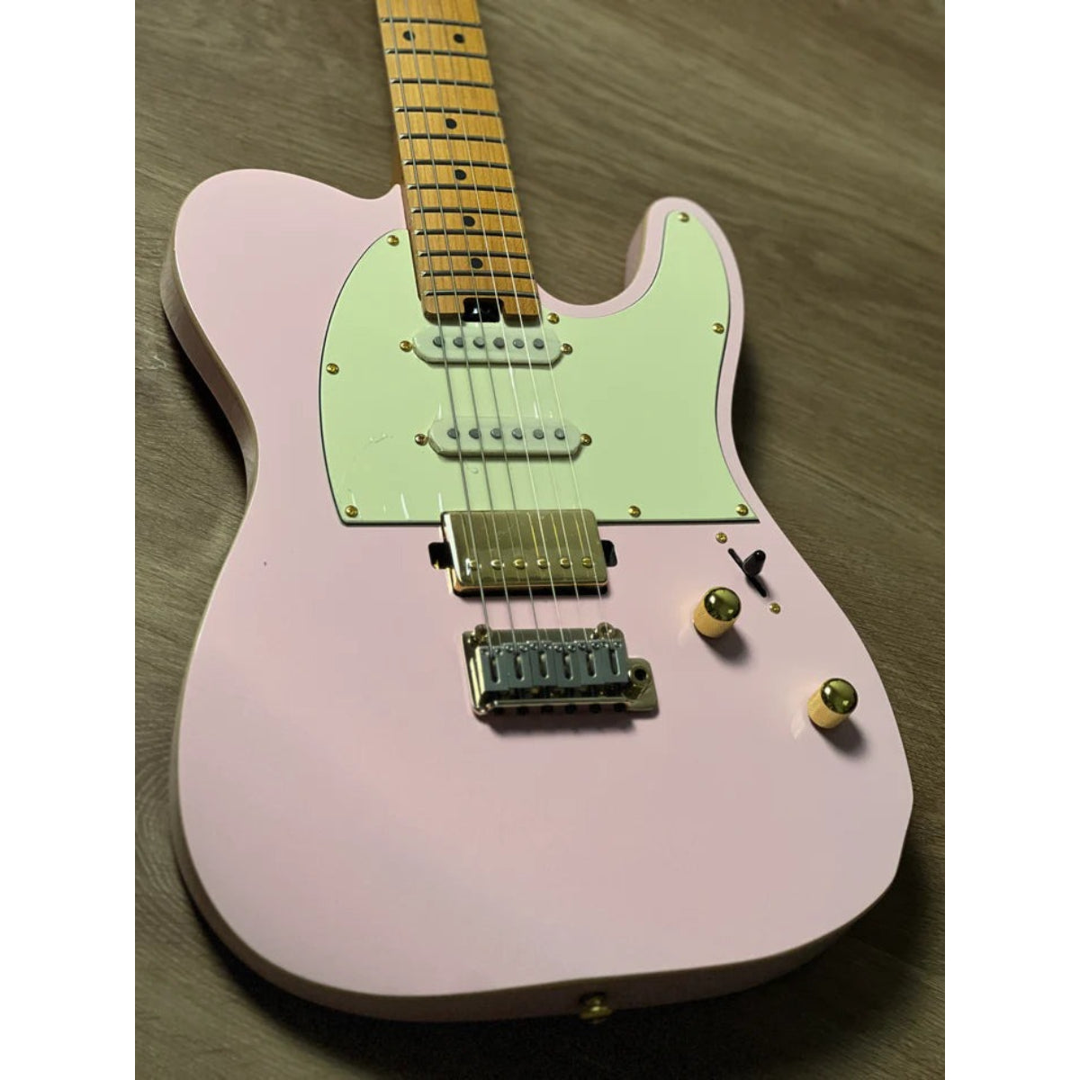 Đàn Guitar Điện Soloking MT1 Deluxe 22 HSS, Gold Hardware, Shell Pink Nafiri Special Run JESCAR