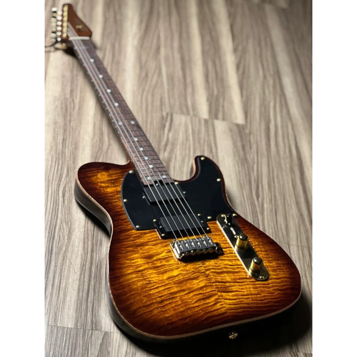 Đàn Guitar Điện Soloking MT1 Deluxe 24 HH Active, Shaded Edgeburst Nafiri Special Run