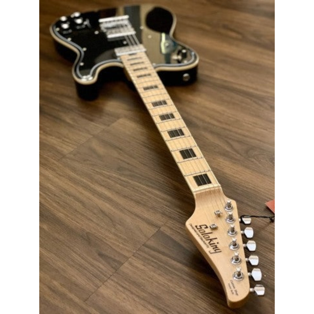 Đàn Guitar Điện Soloking MT1 Deluxe 70, Black