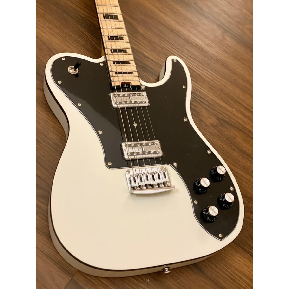 Đàn Guitar Điện Soloking MT1 Deluxe 70, Olympic White